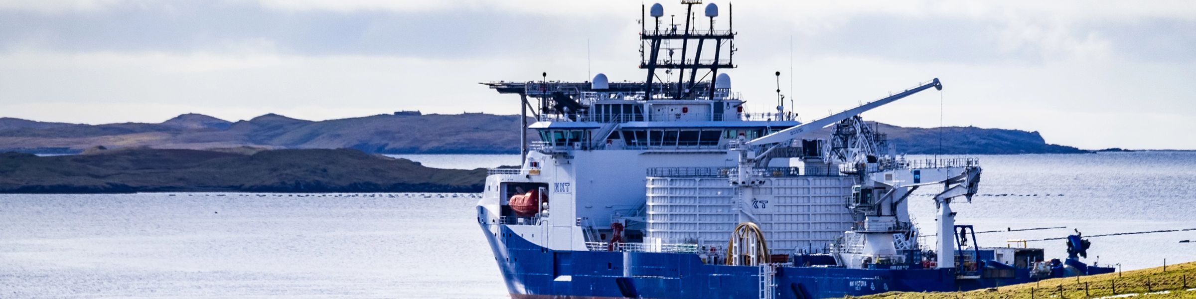 NKT-HV-Offshore-Shetland pull-in_installation_offshore