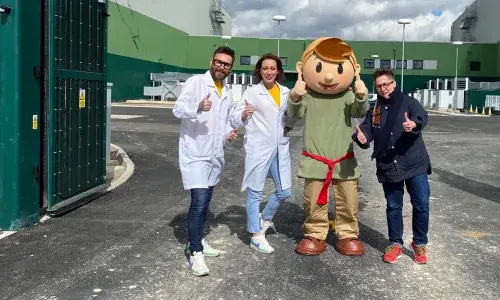 'Alfie' together with the archaeologies (left) and two 'scientist' delivering educational energy session