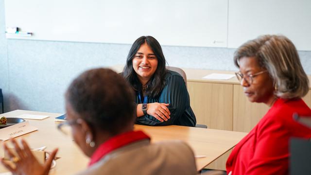 GirlsTakeoverUS_LeelaChairingWomenLunch1_640x360.jpg Leela chairing meeting with women leaders for Girls Takeover